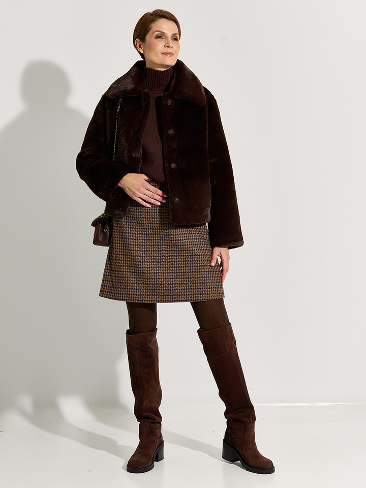 Dames shop the look van Max Mara Weekend, Oakwood, Coach en Twins Winter 2025 shoot 2