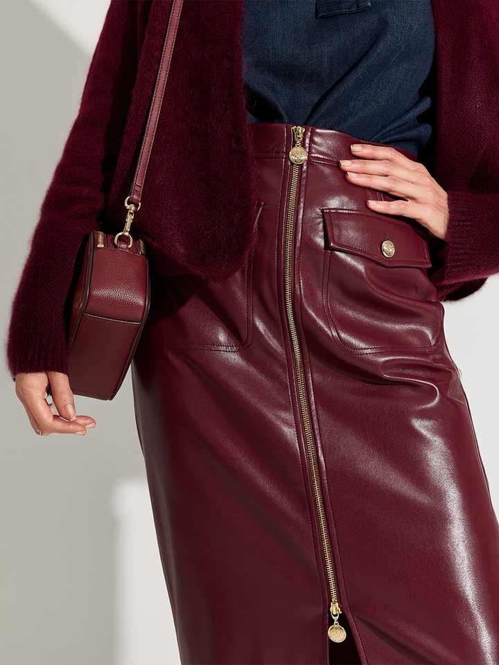 Dames shop the look van Her, Joseph Ribkoff, Liu Jo en Lola Cruz Winter 2025 shoot 2