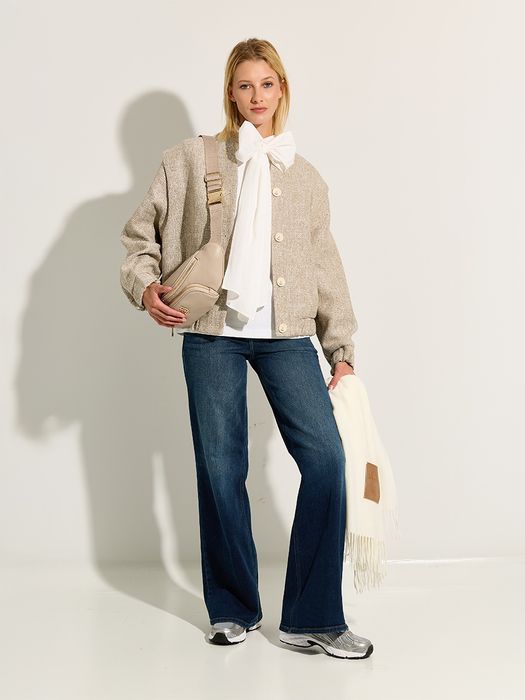 Dames shop the look van Josh V, Liu Jo en New Balance Winter 2025 shoot 3