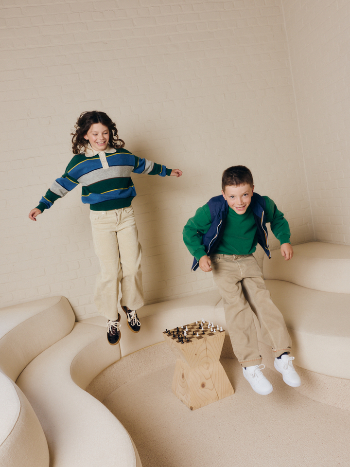 Dames & kids | shop the look van Puraai, AO76, Indee, Bellerose, K-Way, O'mer, Numph, Baum und Pferdgarten, Mrs Hosiery en New Balance | Winter '26 | Back to School