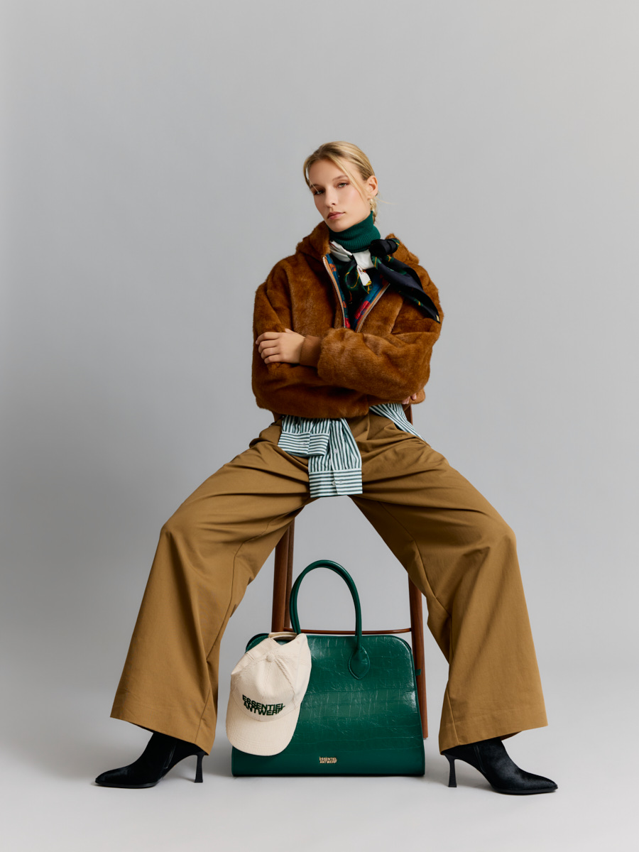 Dames | shop the look van Essentiel | Winter '26 | Shop the look 3