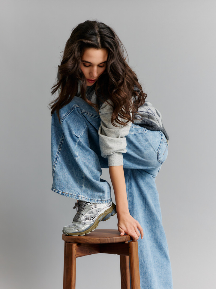 Dames | shop the look van Neo Noir, K&J, Grace & Mila, LOÏS, American Vintage, Saucony, Marrea en Bellerose | Winter '26 | Shop the look 2 FW26