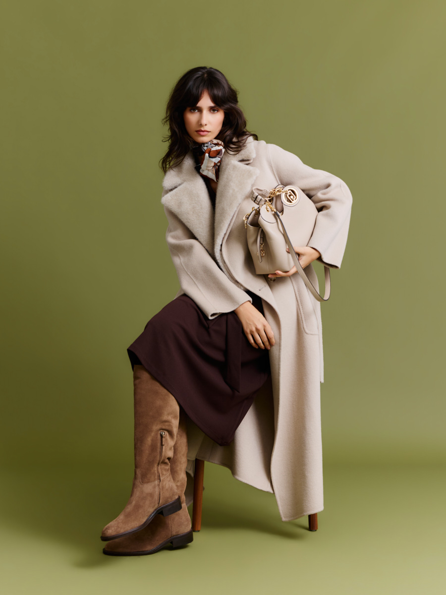 Dames | shop the look van Caroline Biss, Signe Nature, Urbancode, Liu Jo en Julie Dee | Winter '26 | Shop the look 3