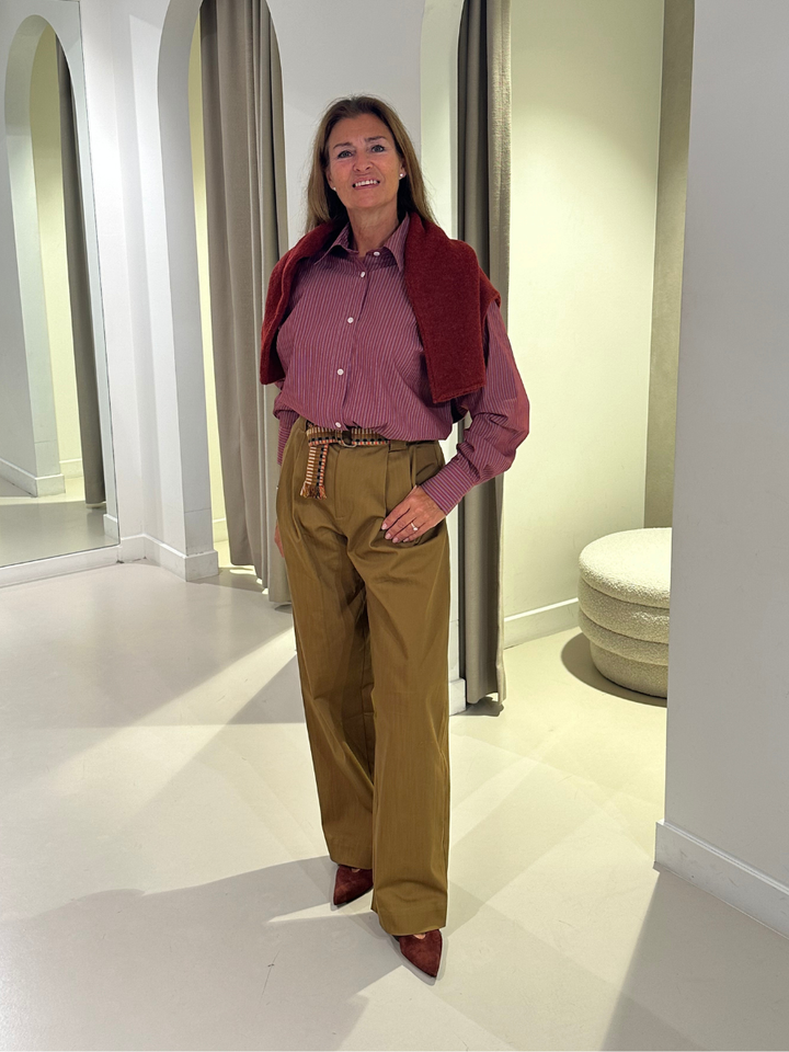 Dames | shop the look van Nathalie Vleeschouwer en Rotue | Winter '26 | Deleye Creators FW26