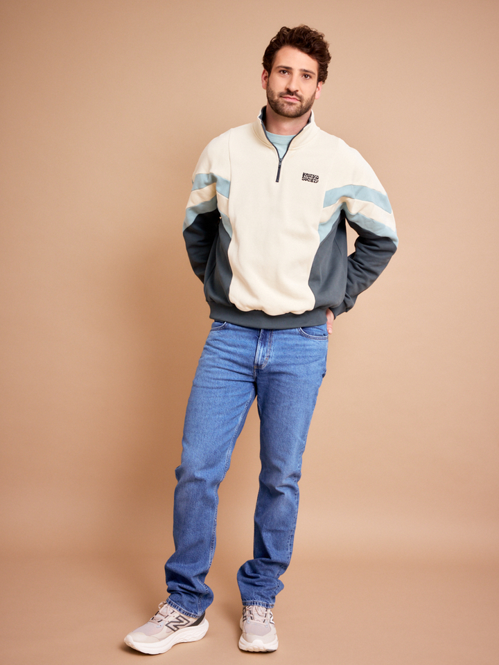 Heren shop the look van Lee, New Balance en Kaotiko Zomer 2026 shoot 2