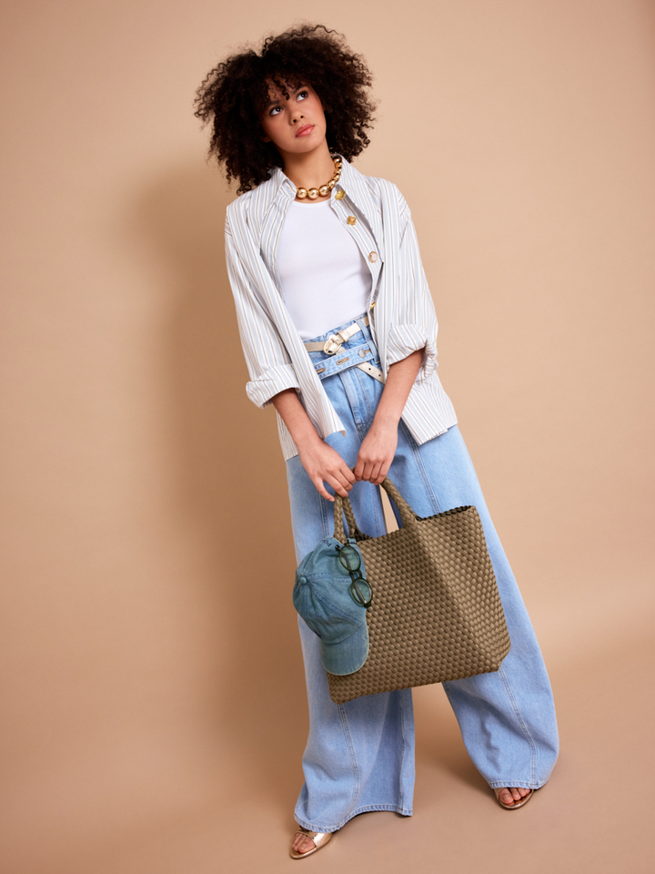 Dames shop the look van Bellerose, Closed, Essentiel, Lola Cruz, Ralph Lauren en Marrea Zomer 2026 shoot 2