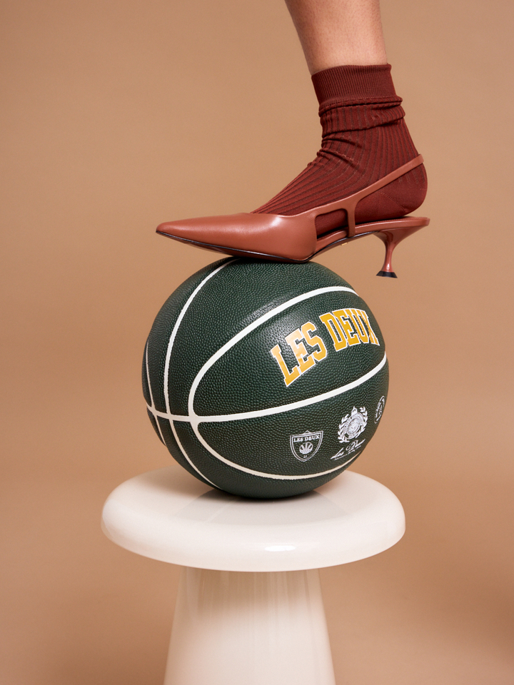 Dames shop the look van Ichi, Komono, Les deux, Lola Cruz, Imperial en Hidesins Zomer 2026 shoot 2