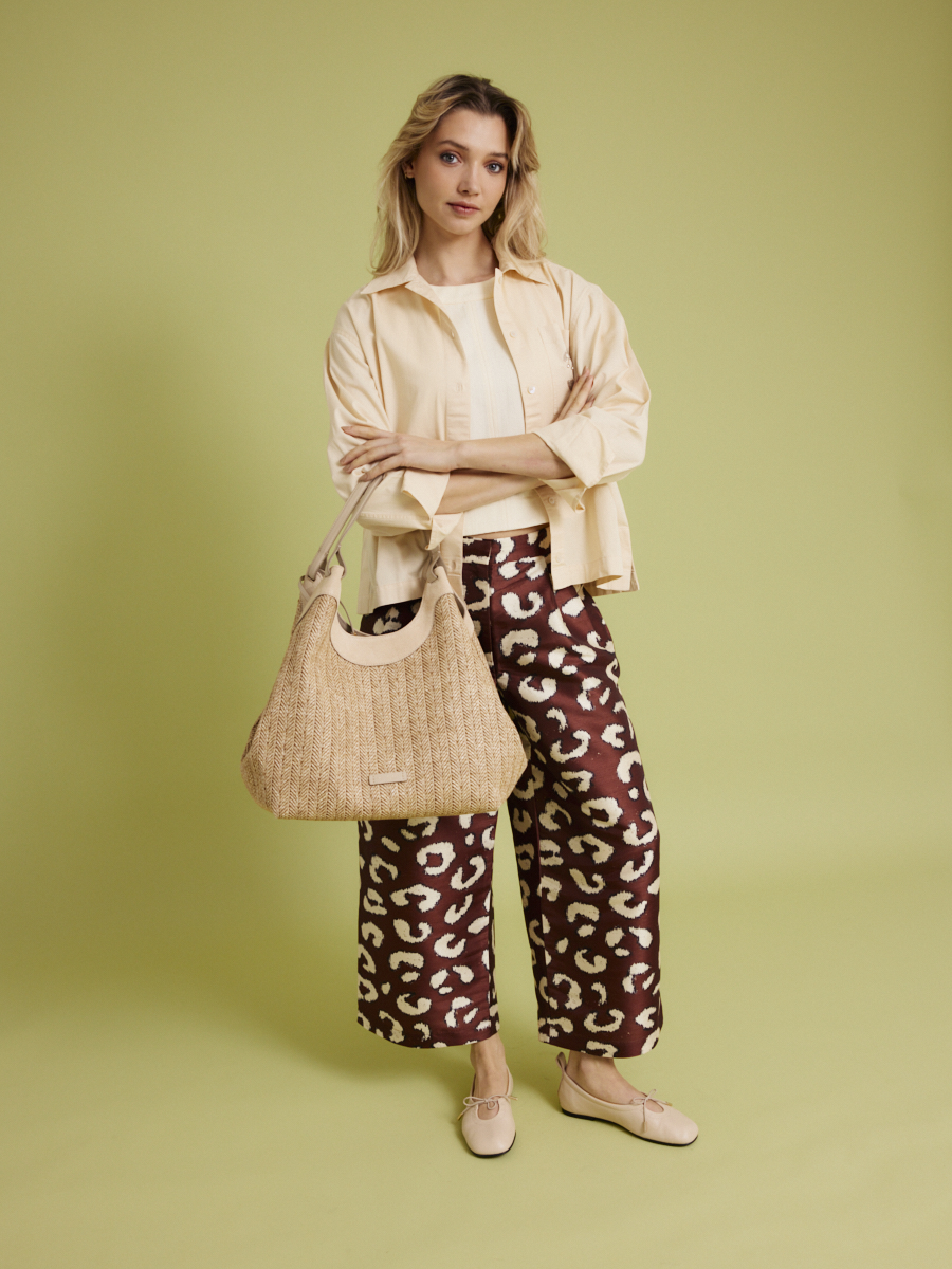 Dames shop the look van Gianni Charini, Stella Nova, Les Soeurs en Alohas Zomer 2026 shoot 1