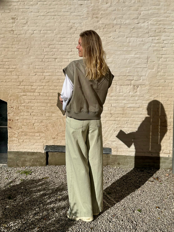 Dames | shop the look van Bellerose, Marrea, New Balance en Xandres | Zomer '26 | Deleye Creators