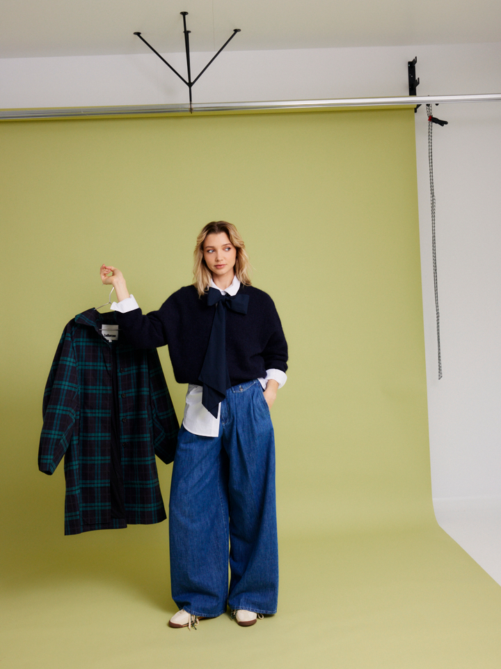 Dames shop the look van Bellerose, Closed, Essentiel, K&J, Clio Goldbrenner en Puraai Zomer 2026 shoot 1