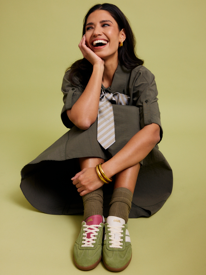 Dames shop the look van Gianni Charini, Hugo Boss, Xandres en Ellen Beeckmans Zomer 2026 shoot 1