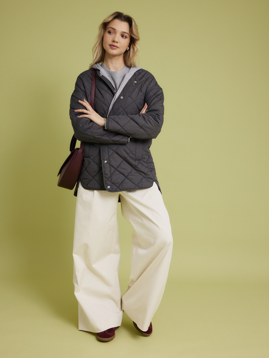 Dames shop the look van Bellerose, Kaai, K&J, Alohas en Withblack Zomer 2026 shoot 1