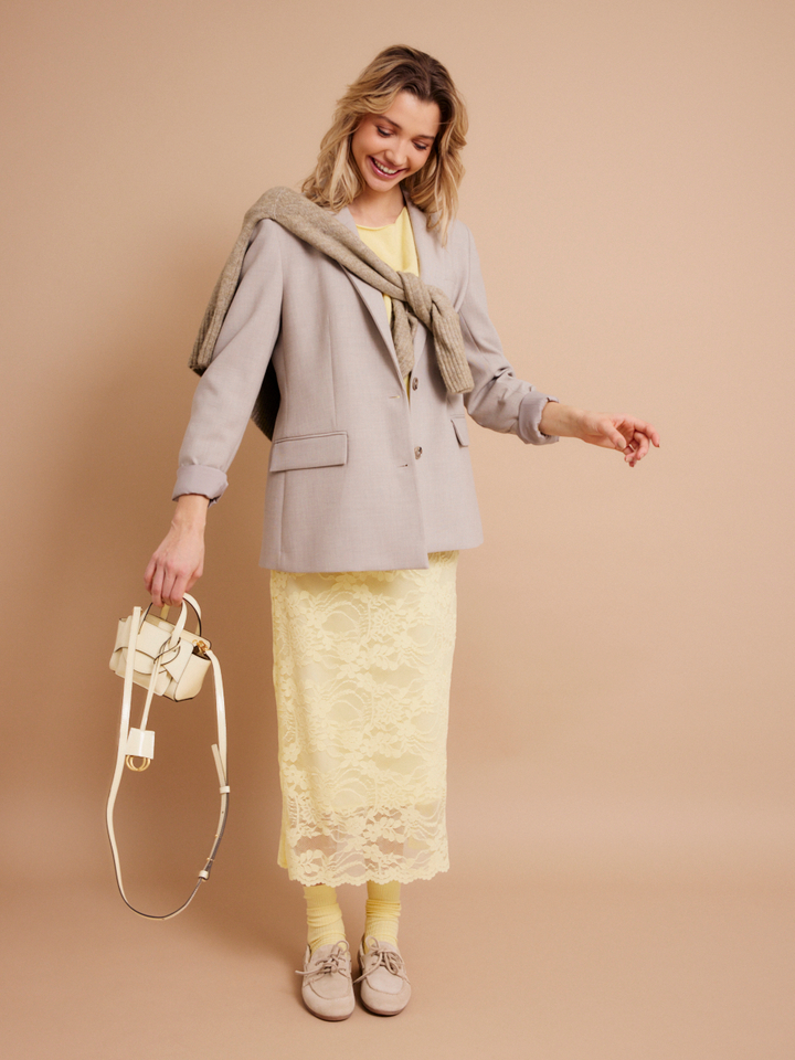 Dames shop the look van Ichi, Selected, Vila, Hidesins, Posa en Twns Zomer 2026 shoot 1