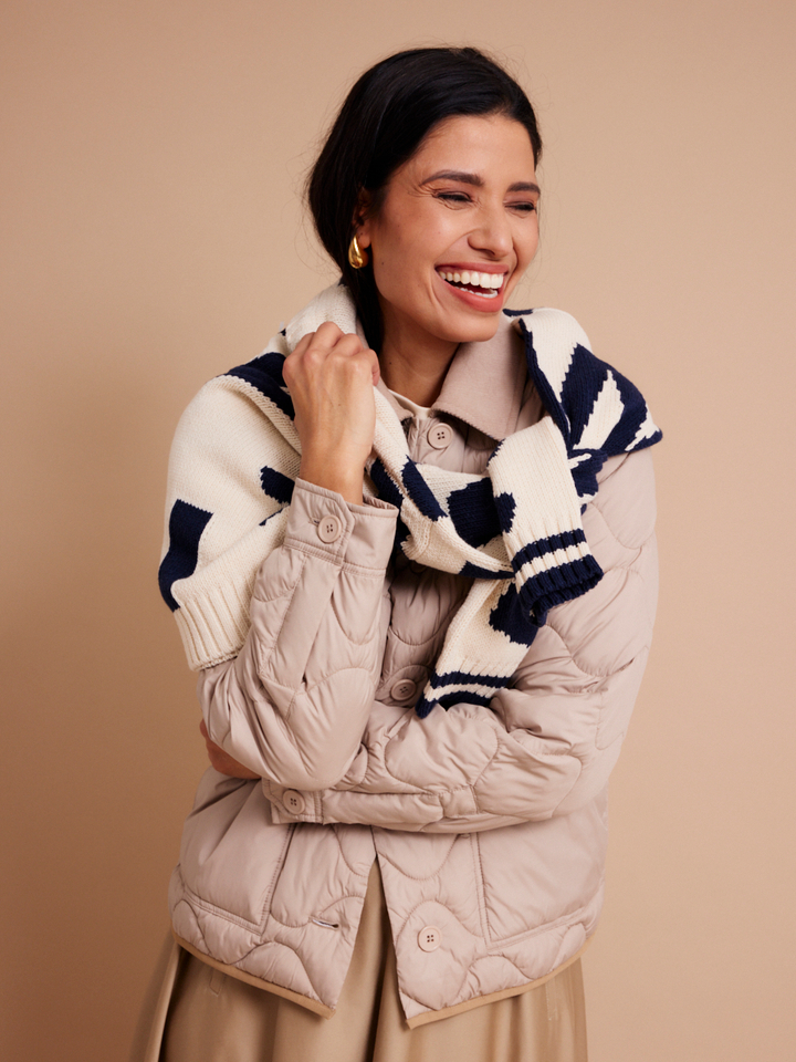 Dames shop the look van K&J, Marella, Max Mara Weekend, Milestone, Ellen Beeckmans, Hidesins en Posa Zomer 2026 shoot 1