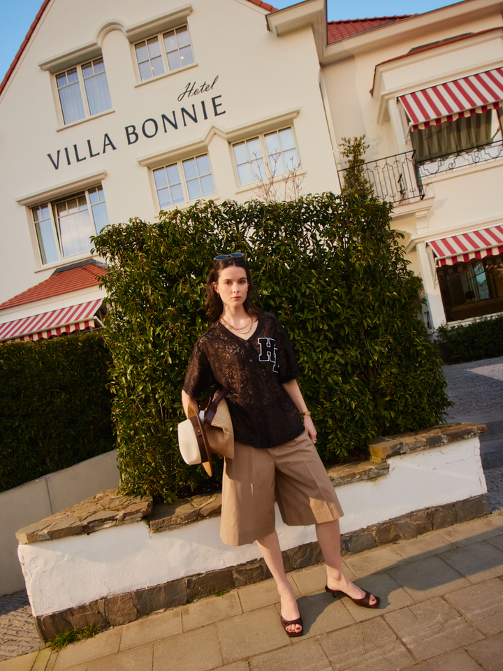 Dames shop the look van Beck Sondergaard, Ibana, K&J, Rosemunde, Soeur, Haute L 'Amitié, House of Ord en Bandhu Zomer 2026 Villa Bonnie