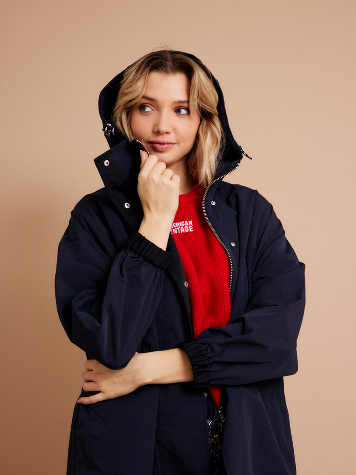 Dames shop the look van American Vintage, Bellerose, K&J, Mercer, Selected, Loïs en Hidesins Zomer 2026 shoot 1