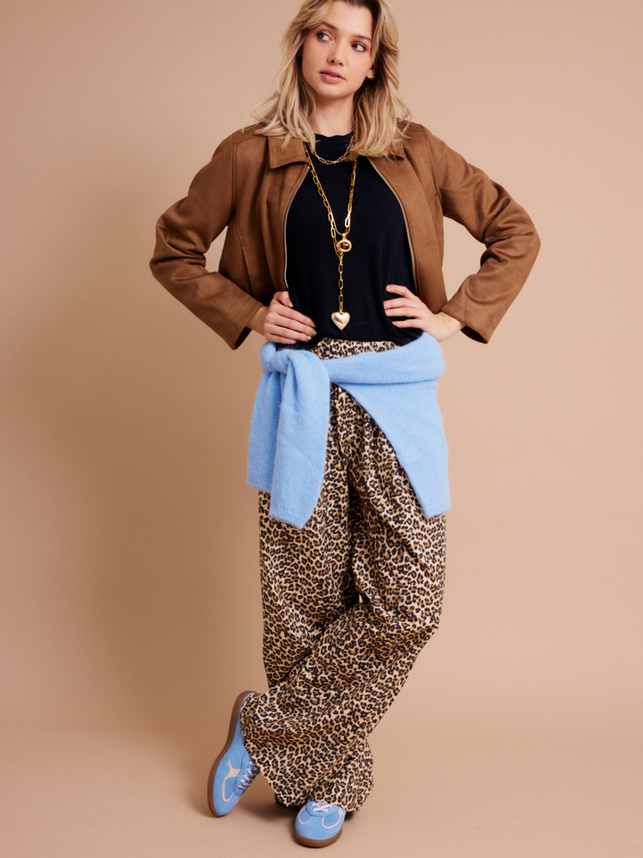 Dames shop the look van American Vintage, Bellerose, Jeff, Vila, Ellen Beeckmans en Alohas Zomer 2026 shoot 1