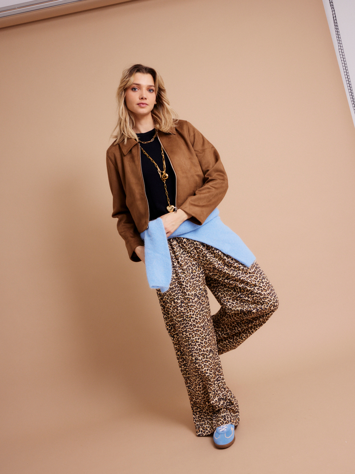 Dames shop the look van American Vintage, Bellerose, Jeff, Vila, Ellen Beeckmans en Alohas Zomer 2026 shoot 1