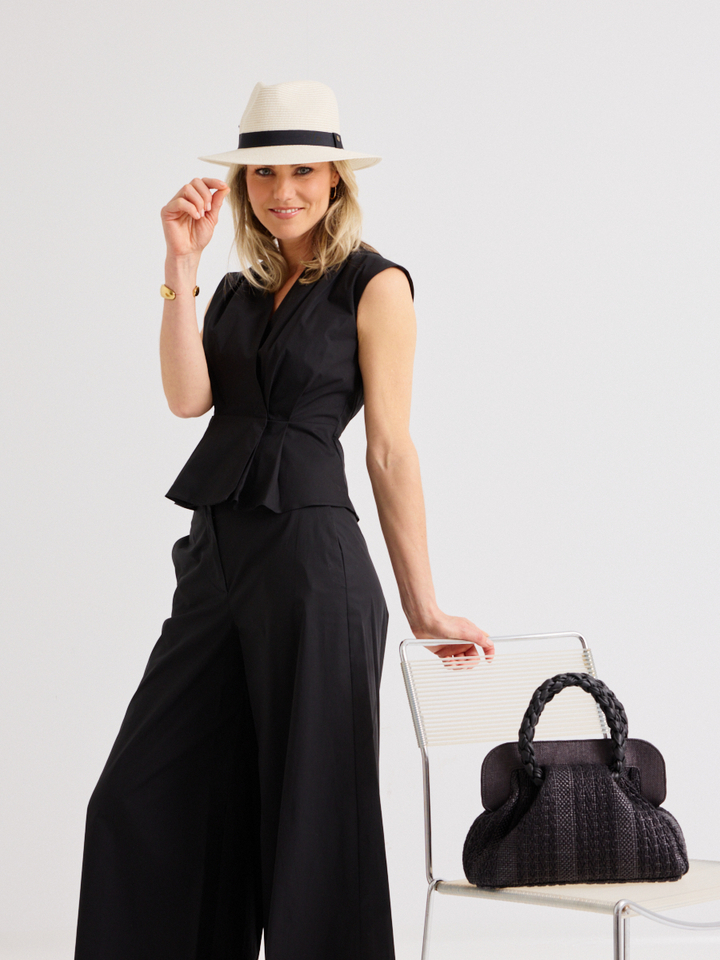 Dames shop the look van House of ord, Marella, Via Mailbag, Antenora en Bandhu Zomer '26 Shop The look 3 SS26