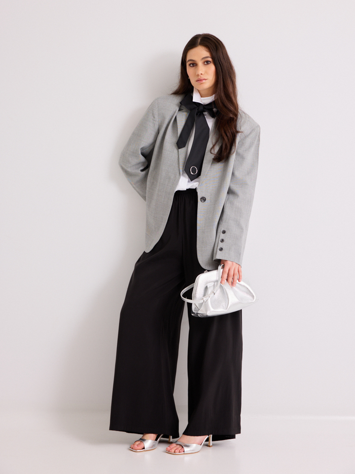 Dames shop the look van Edited, Eleh, Profuomo, Rotue, Numph, Themoirè en Bandhu Zomer '26 Shop The look 3 SS26